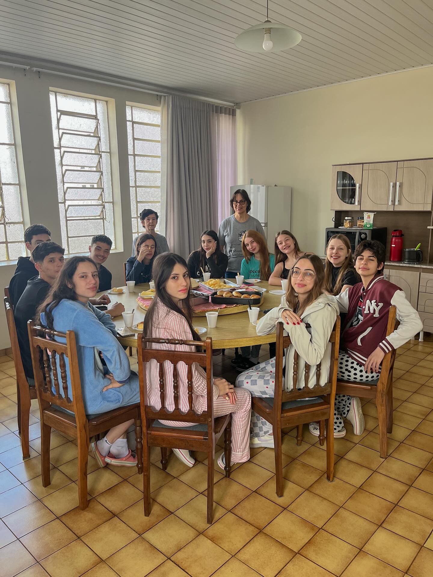 O acampamento do Terceirão foi marcado por risadas, reflexões e muita emoção. Um momento especial para celebrar as amizades, relembrar conquistas e se despedir com o coração cheio de gratidão e esperança. ⛺✨