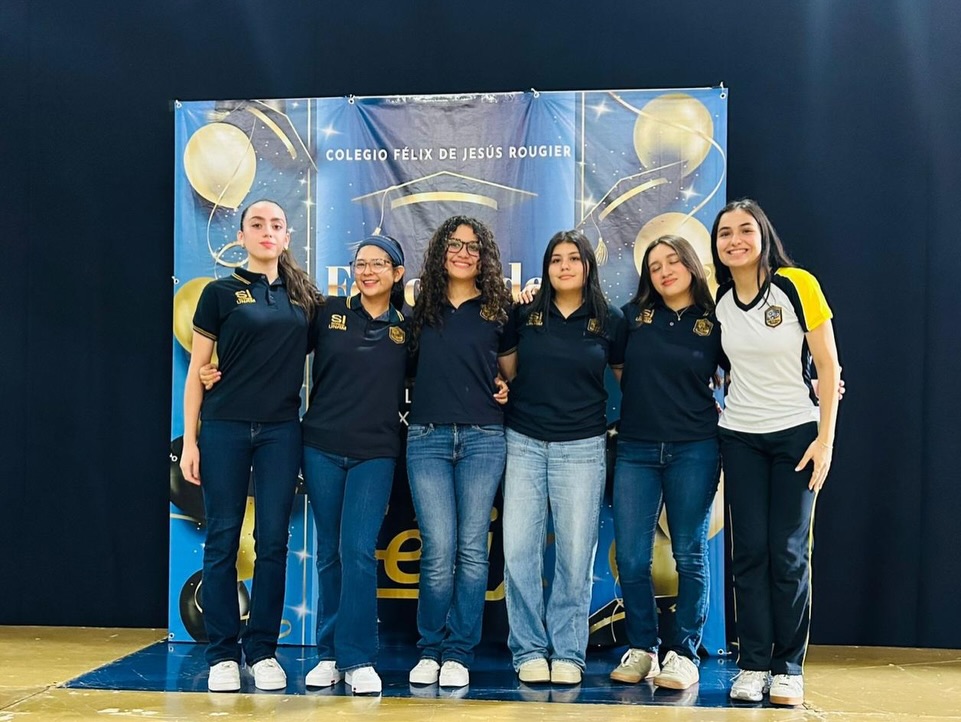 Honramos su perseverancia y celebramos sus logros, con sentimientos encontrados por el orgullo de verlos crecer y la nostalgia de saber que toca partir, felicitamos a nuestros graduados de preparatoria 2026🎓💙
A donde vayan lleven en su maleta personal, sus valores, seguridad en ustedes mismos, dedicación, respeto y responsabilidad y sobre todo la total confianza de que nuestro Señor camina con ustedes✨
Enhorabuena para nuestros jóvenes y sus familias, el Félix de Jesús Rougier siempre será su casa. ¡Hasta siempre!🤩👩🏻🎓🧑🏻🎓
#Prepa #Graduación #SomosFélix