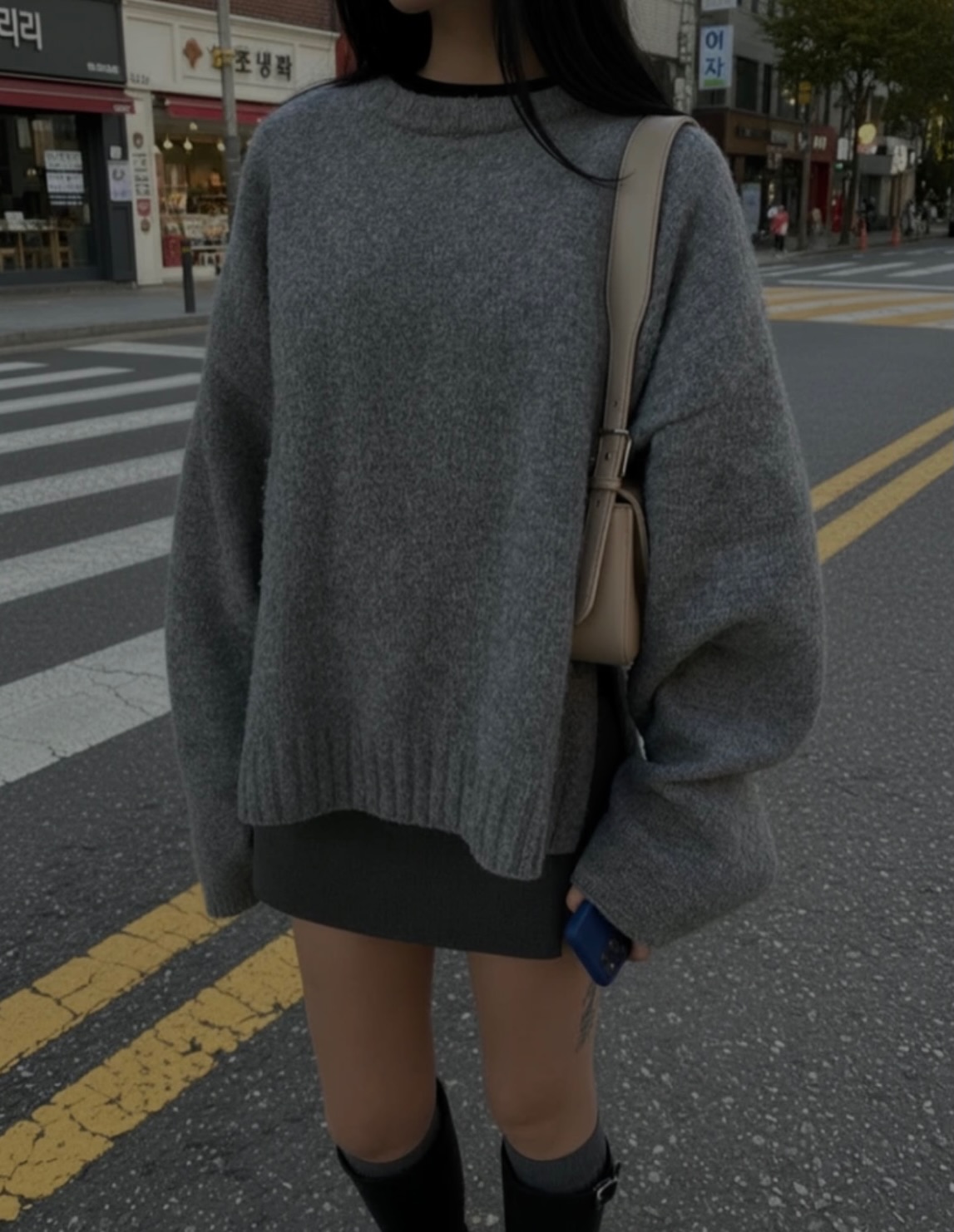 Monday Look — link (pinterest) in bio 📸🩶
#ootd #lotd #mondaylook #shein