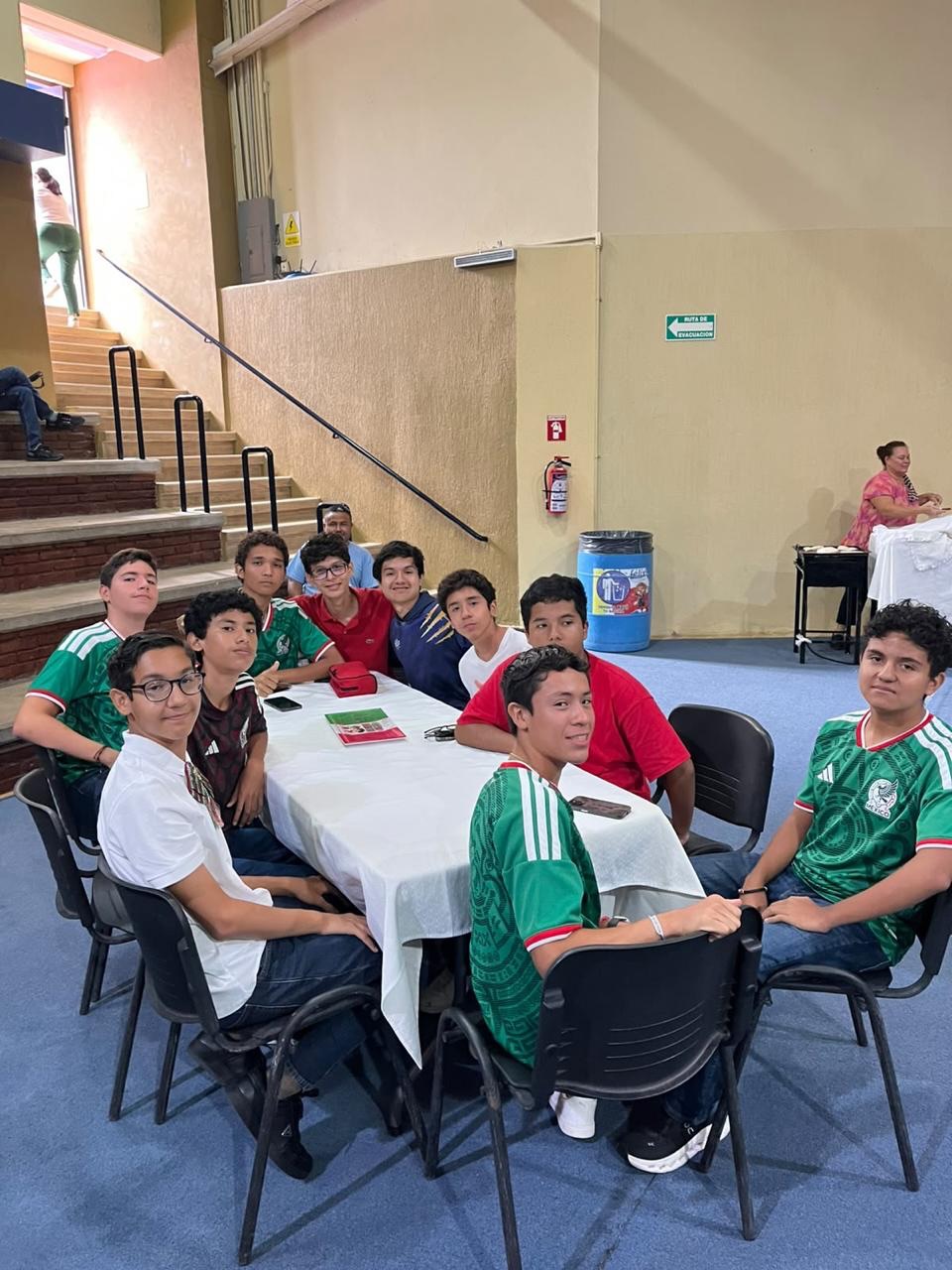 Celebración Prepa 🇲🇽
#Prepa #IndependenciaDeMéxico #SomosFélix