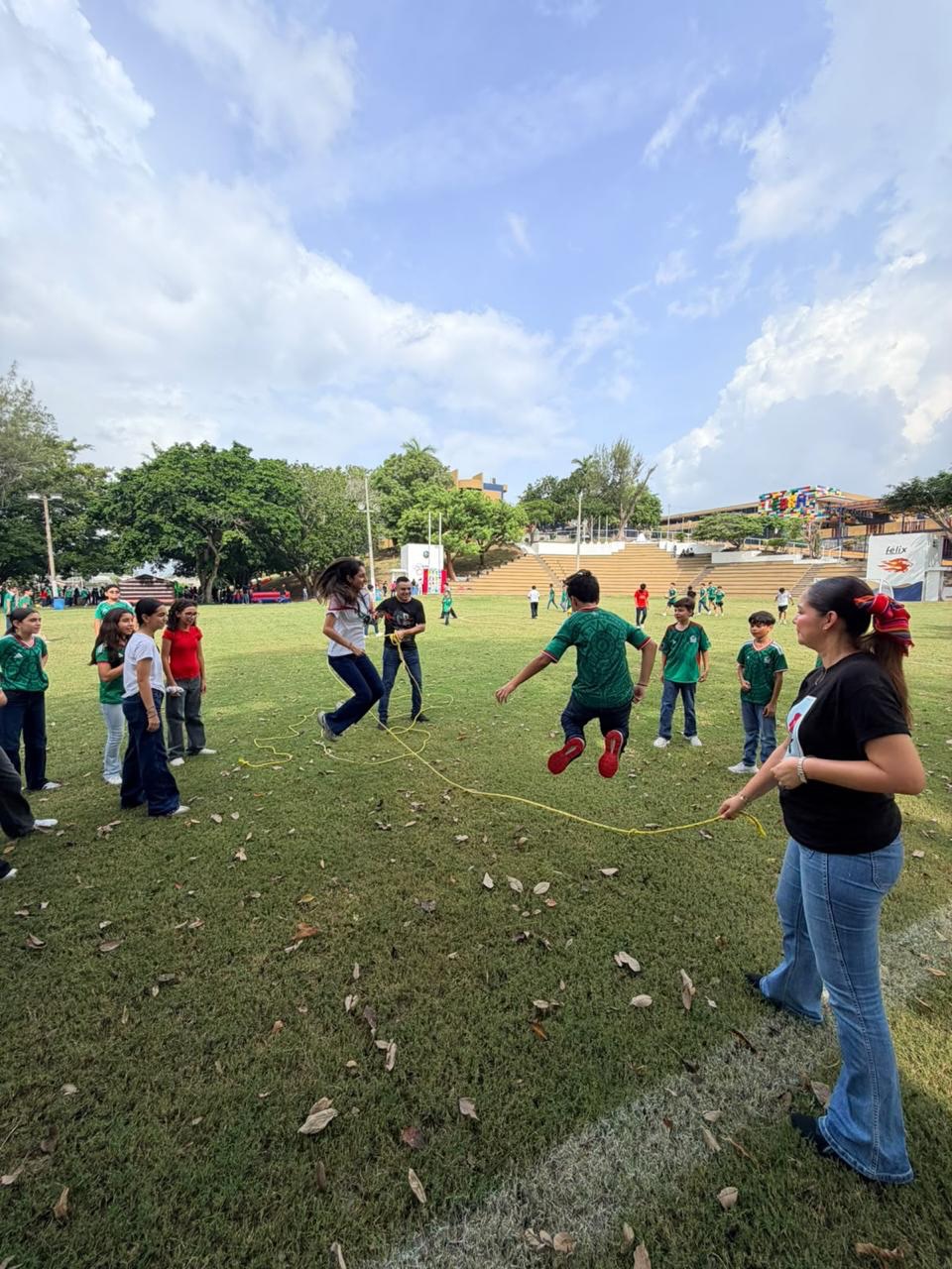 Celebración Secundaria🇲🇽
#Secundaria #IndependenciaDeMéxico #SomosFélix